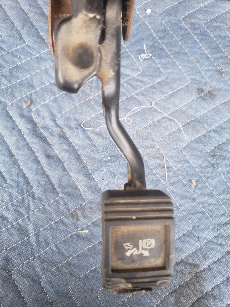 2000-2005 Chevy Impala Emergency Parking Brake Lever Pedal Assembly OEM #1934CN