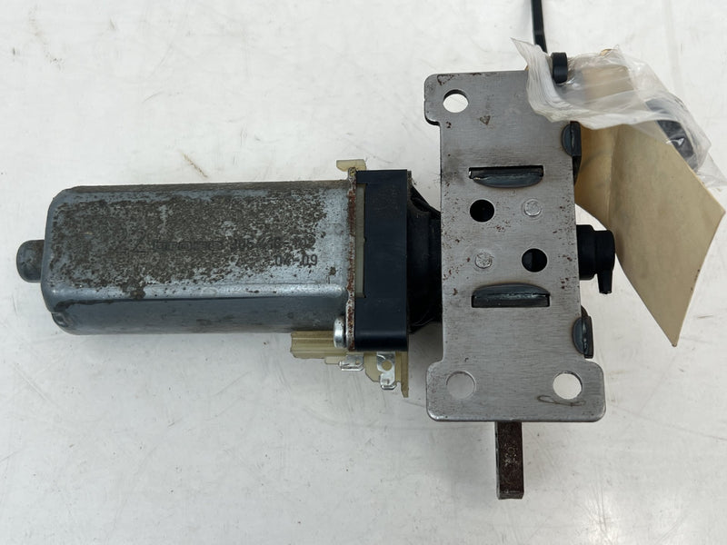 2005-2007 Volvo S60R S60 V70R Bosch Seat Control Motor 90382102 OEM #6782EM
