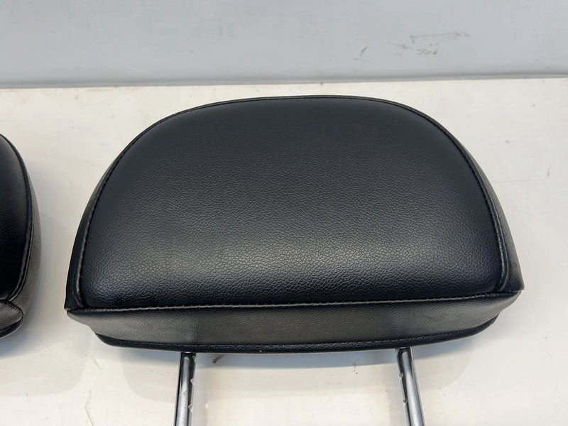 2012 Chevrolet Captiva Sport - Headrest