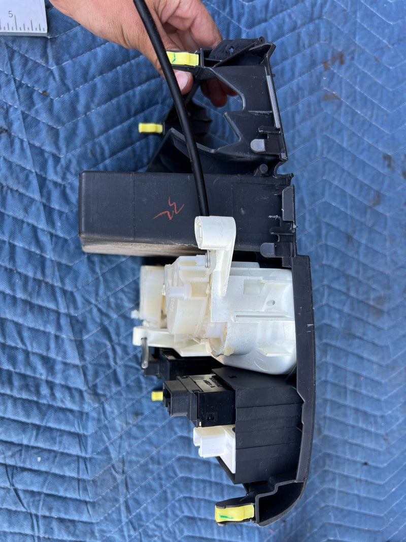 2003-2008 Toyota Corolla Center Console Climate Control Switch Panel OEM #3336EM