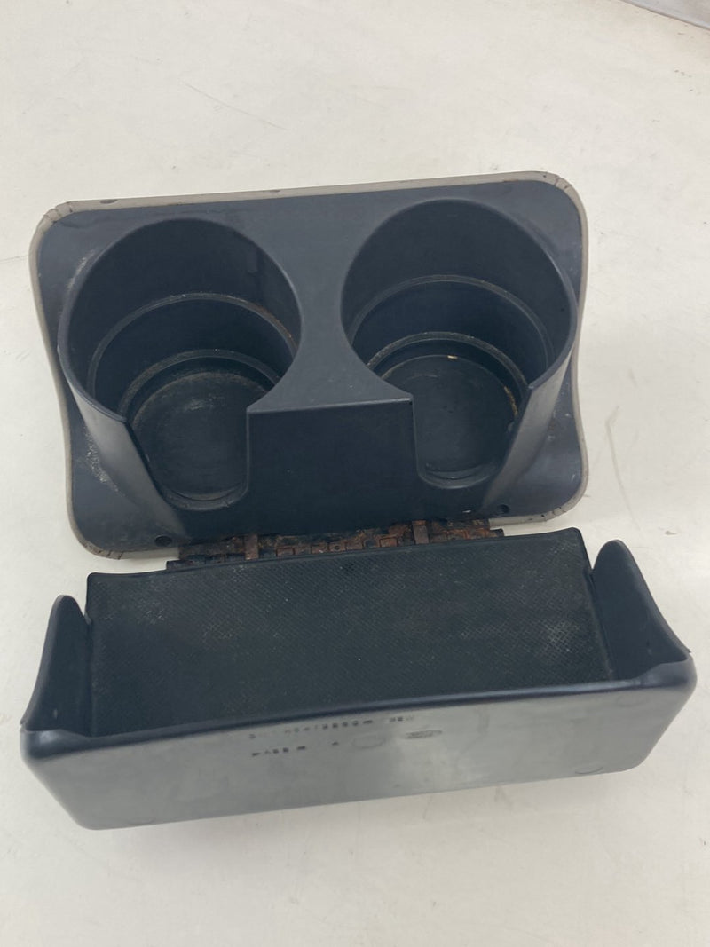 2002-2005 Lincoln Town Car Signature Dash Cup Holder OEM #5147M
