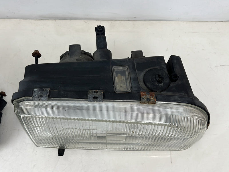 1993-1997 Volvo 850 Left & Right Headlight Assembly w/ Turn Signal Set OEM