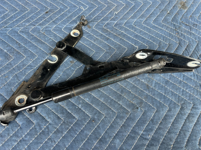 2005-2011 Audi A6 Left & Right Trunk Deck Lid Hinge Pair  4F5827302D OEM #3383EM