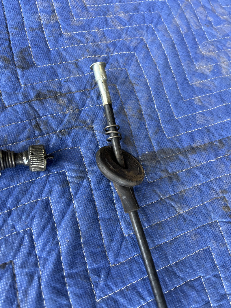 Volvo 240 - Speedometer Cable