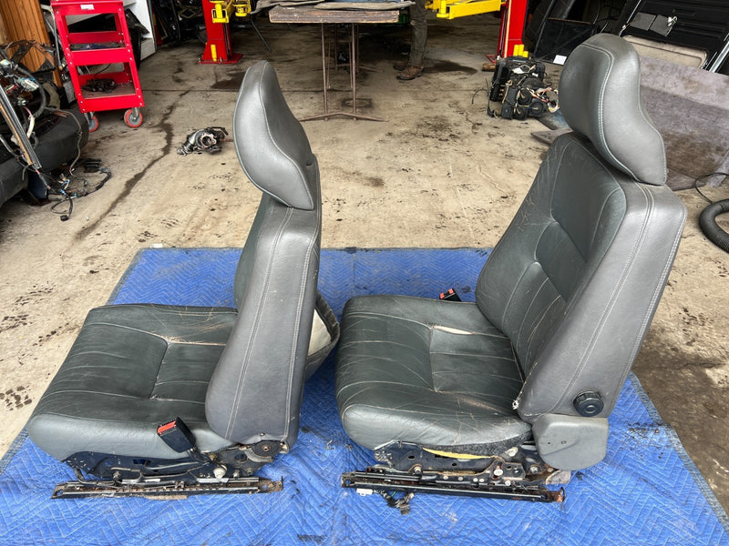 1992-1995 Volvo 940 740 Front Left & Right Seat Pair Charcoal Leather OE #3266EM