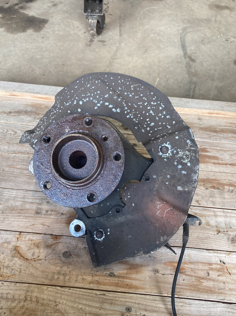 2003-2007 BMW 545i E60 Hub Front Right Arm RH 6760954 OEM #4984M