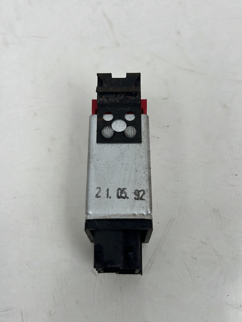 1990-1992 Volvo 740 745 940 12V ABS Brake Relay 1363569 OEM #5919EM