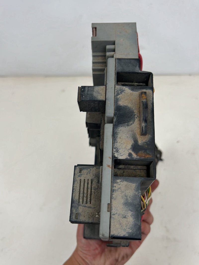 2004-2007 Volvo S60R V70R Cabin Relay Fuse Box Module 8622520 OEM #5781EM