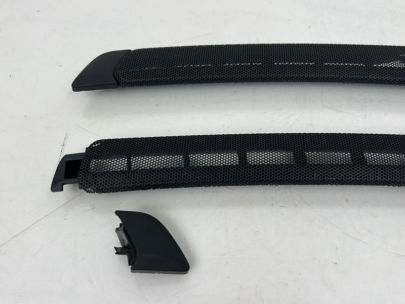 2004-2007 Volvo S60R V70R Windshield Dash Defroster Vent Grille Trim OEM #5748EM