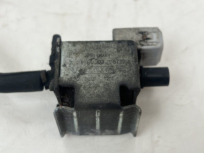 1998-2000 Volvo V70 XC Secondary Air Injection Pump Solenoid Valve OEM #6878EM