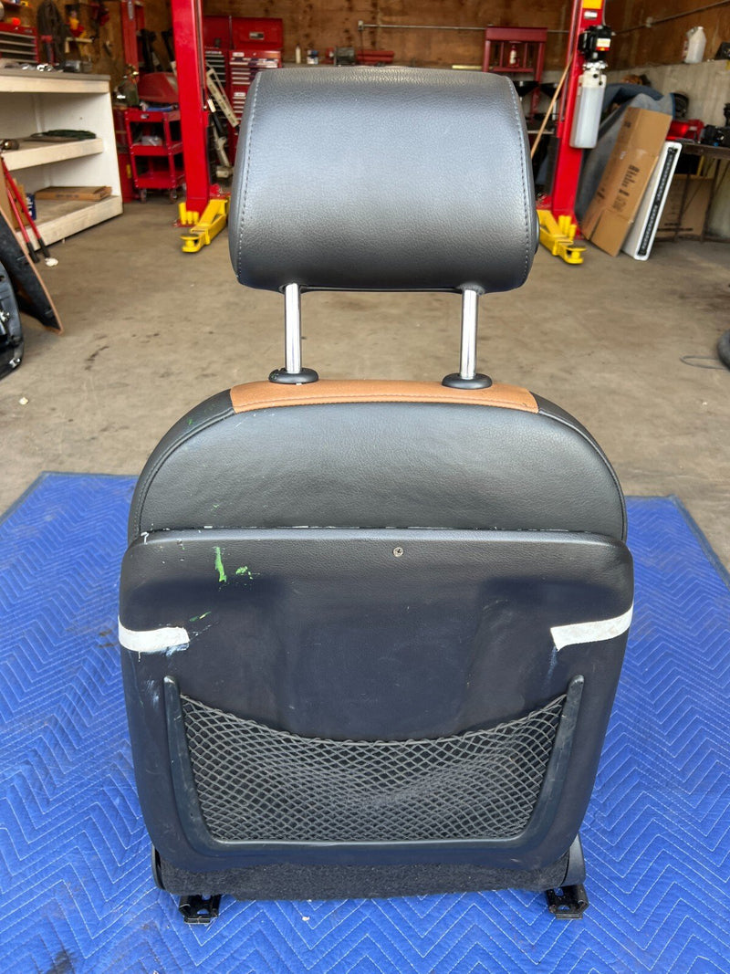 2005-2011 Audi A6 Front Passenger Seat Two Tone Amaretto + Black OEM #28ZJ