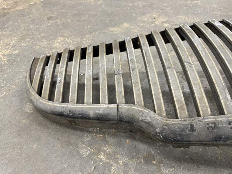 1942 Buick Super Grille Frame & Chrome Trim OEM Buick Eight Molding #3563E