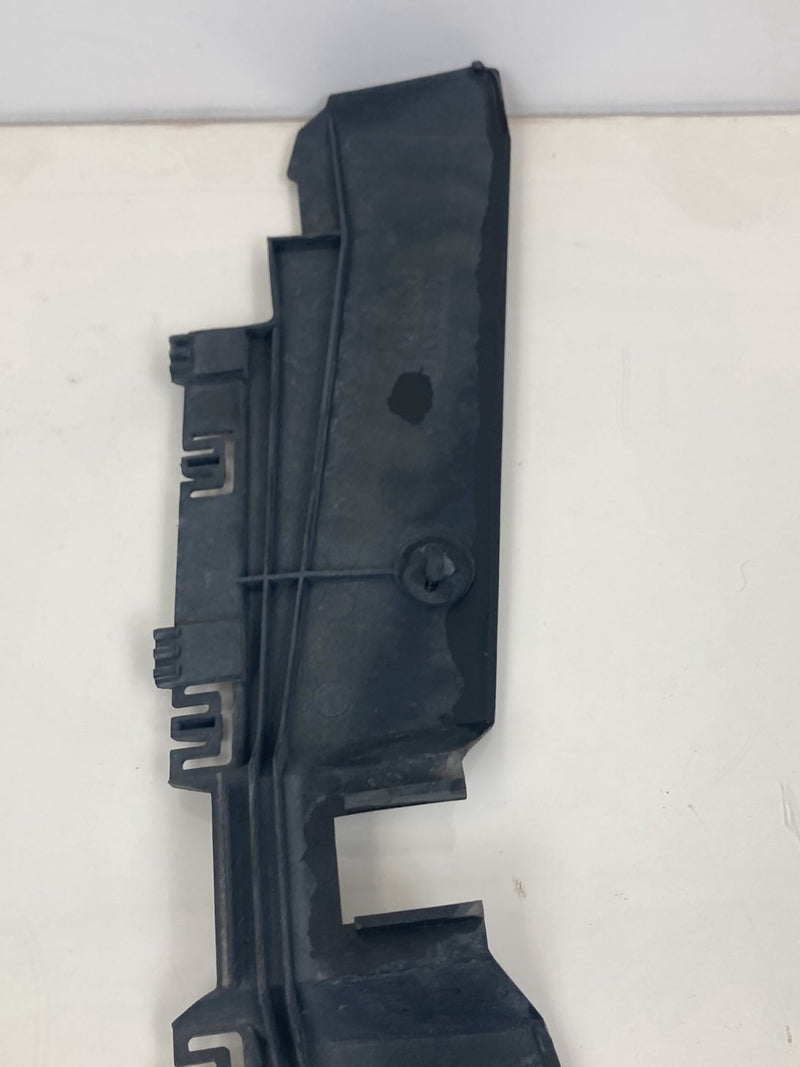 1992 Volvo 940 944 - Radiator Support Bracket PN: 1392604