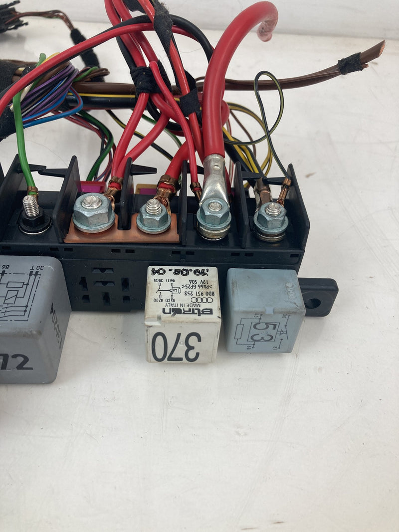 2001-2005 Volkswagen Passat Fuse Relay Bracket #5529M