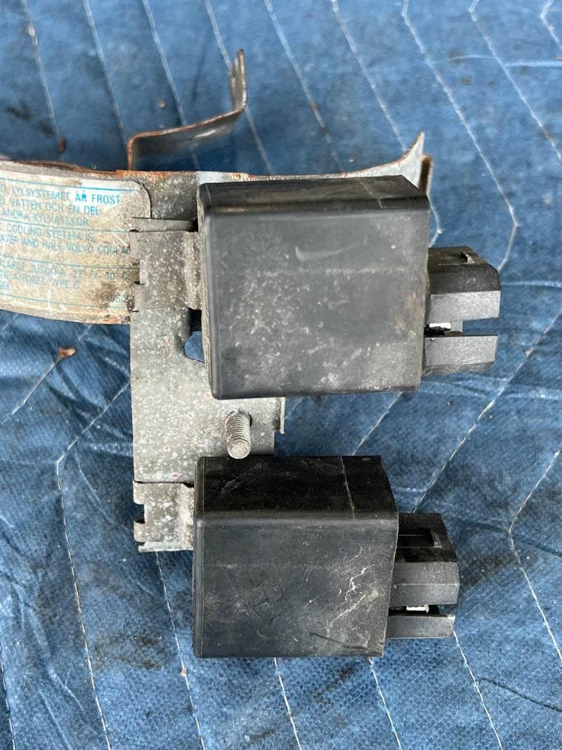 1989-1995 Volvo 740 940 Sedan Fuel Pump Radio Suppression Relay OEM #3704EM