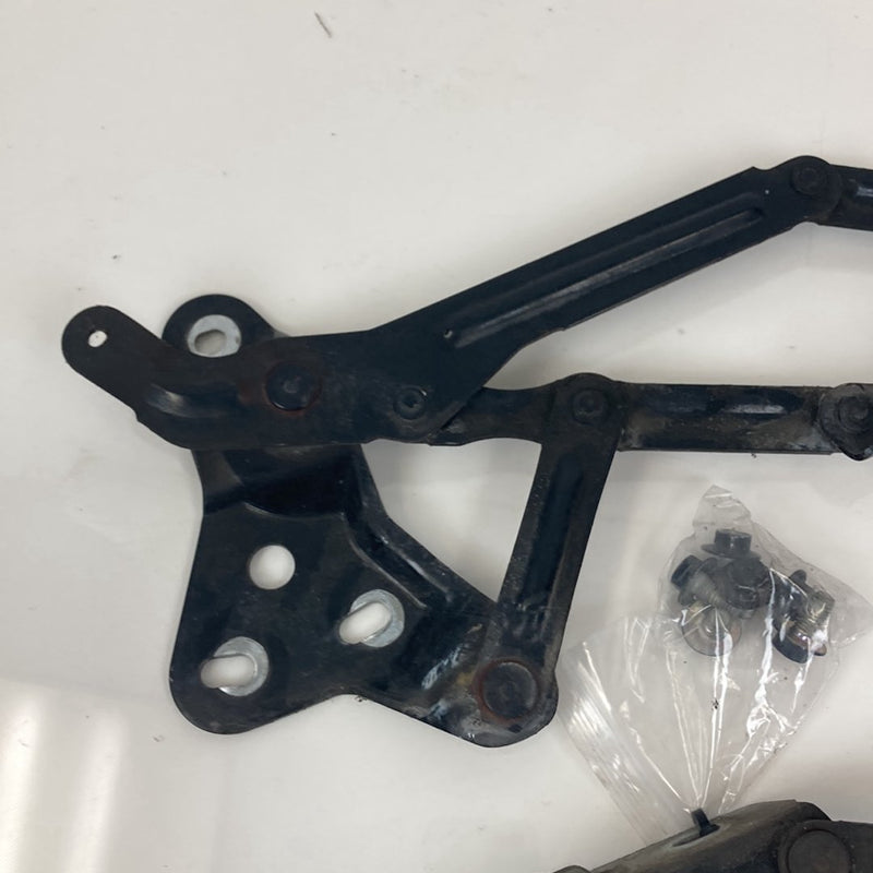 1992 Volvo 940 944 - Hood Hinge Pair