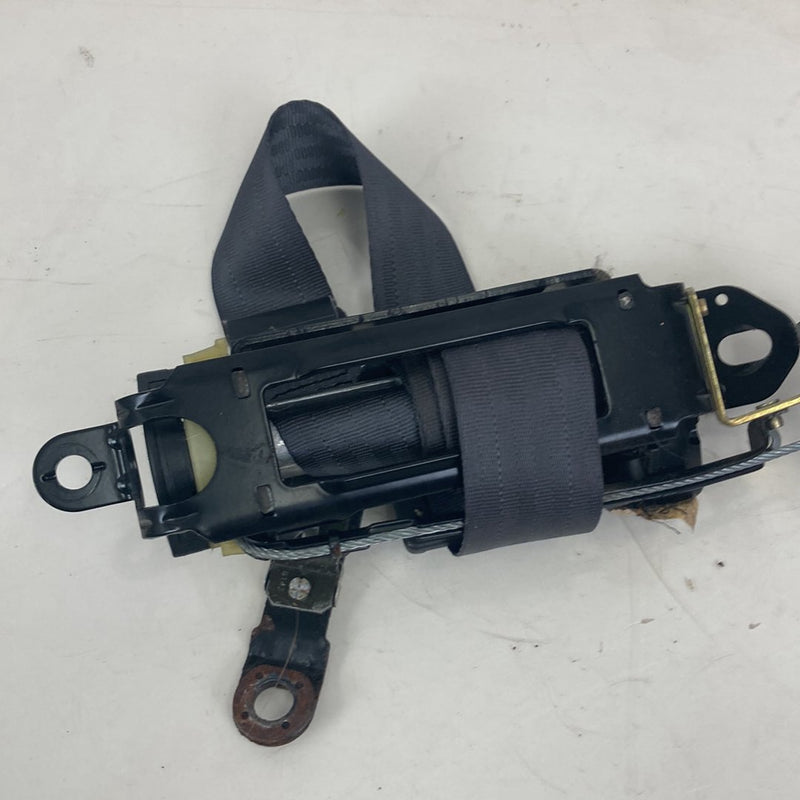 1998-2000 Volvo V70 S70 Front Passenger Right Seat Belt Retractor OEM #5179M