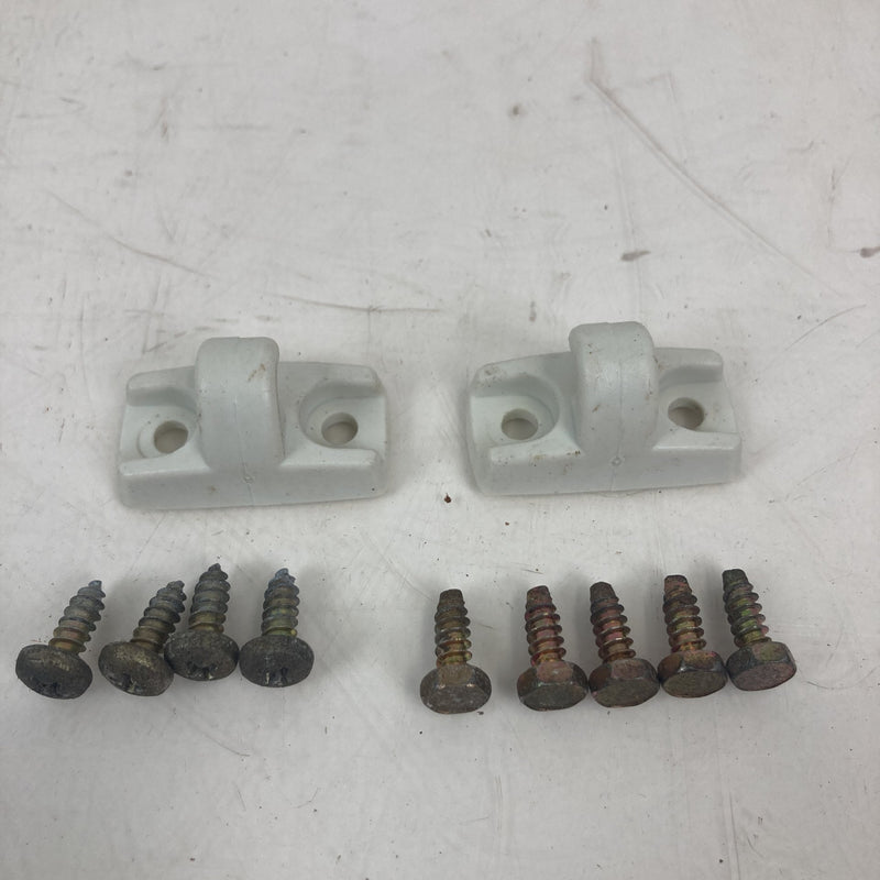 1981-1985 Volvo 240 245 Sun Visor Retaining Clip Pair 1244770 OEM