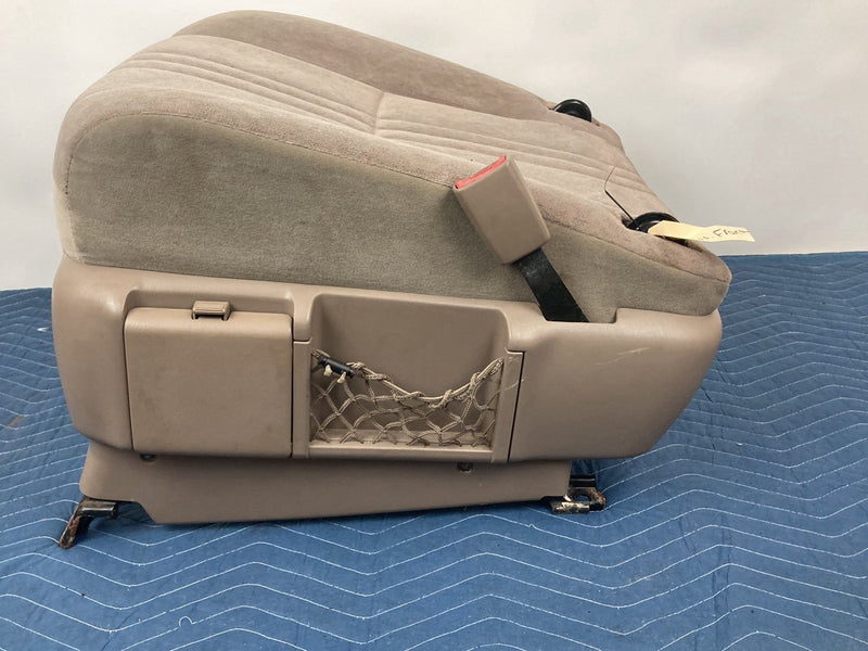2000 Toyota Sienna L10 - Unknown