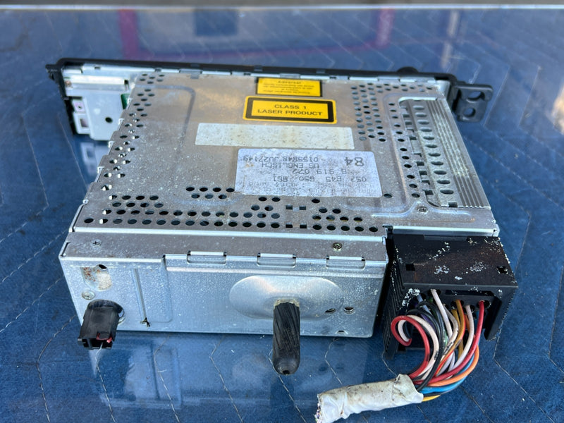 2000-2005 BMW 330xi 325xi E46 AM FM Stereo Radio Head Unit CD Player OEM #4761EM