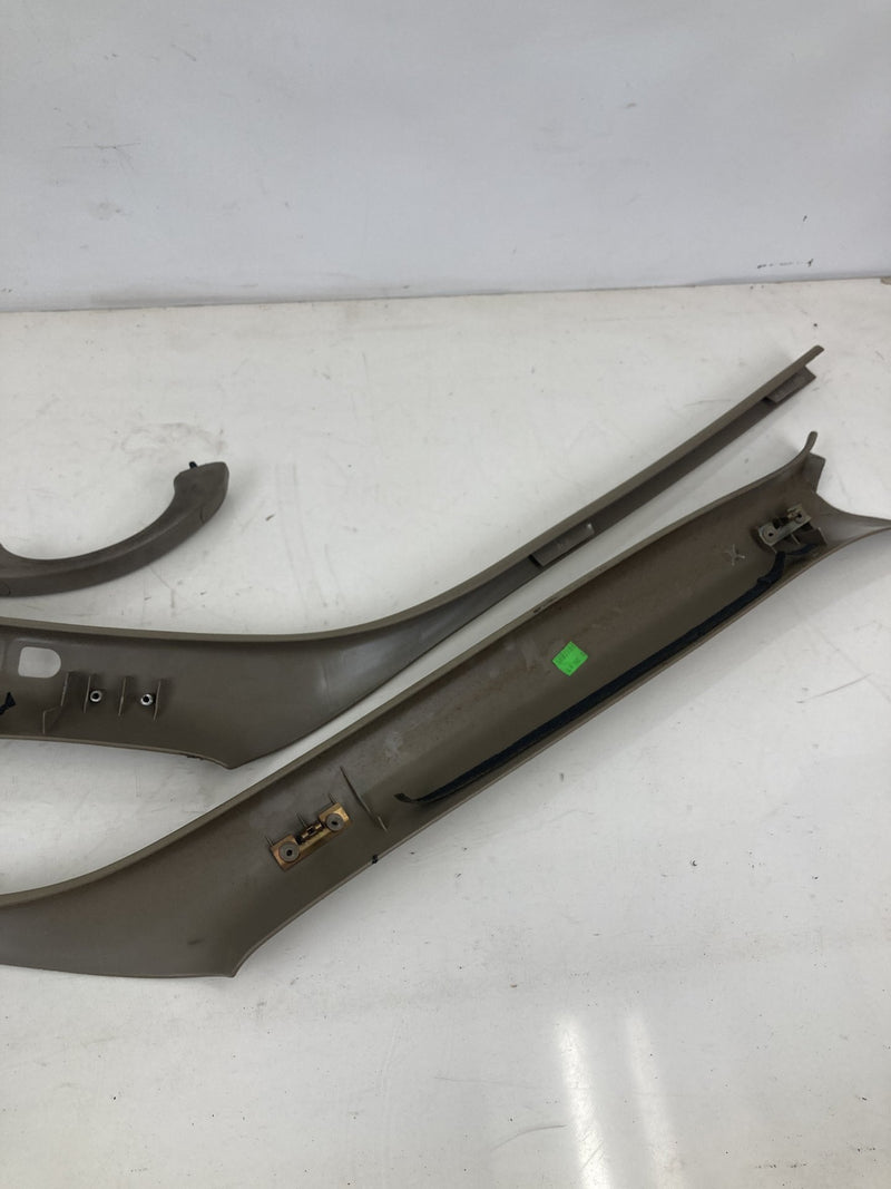 1995-1998 Chevrolet Silverado 2500 GMT400 A Pillar Trim 15707257 15952949 OEM