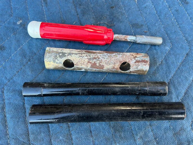 1986-1993 Volvo 240 244 Emergency Spare Tire Tool Kit w/ Glove OEM #4411EM
