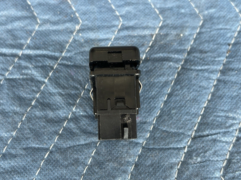 1993-1997 Volvo 850 850R Heated Mirror Defrost Switch Dash 9128263 OEM #4461E