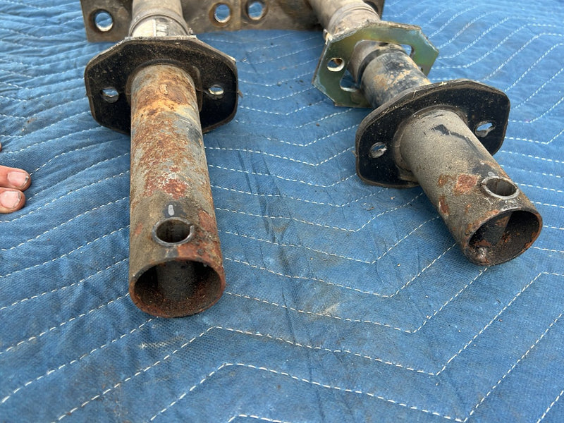 1975-1980 Volvo 244 240 Front Right & Left Bumper Shock Pair OEM #5432EM