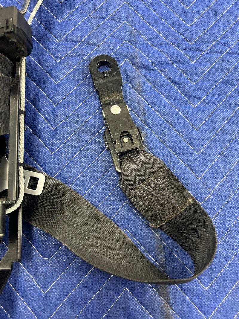 2005-2007 Volvo S60R V70R Driver LH Front Seat Belt Retractor Assembly OE#1143EM