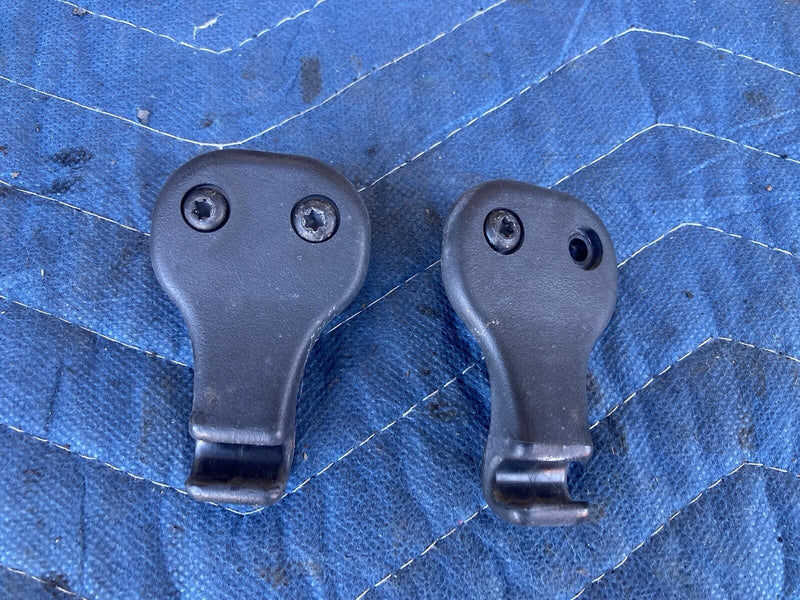 1997-2002 Jeep Wrangler TJ Sun Visor Clips Holder Retainer OEM #3269M