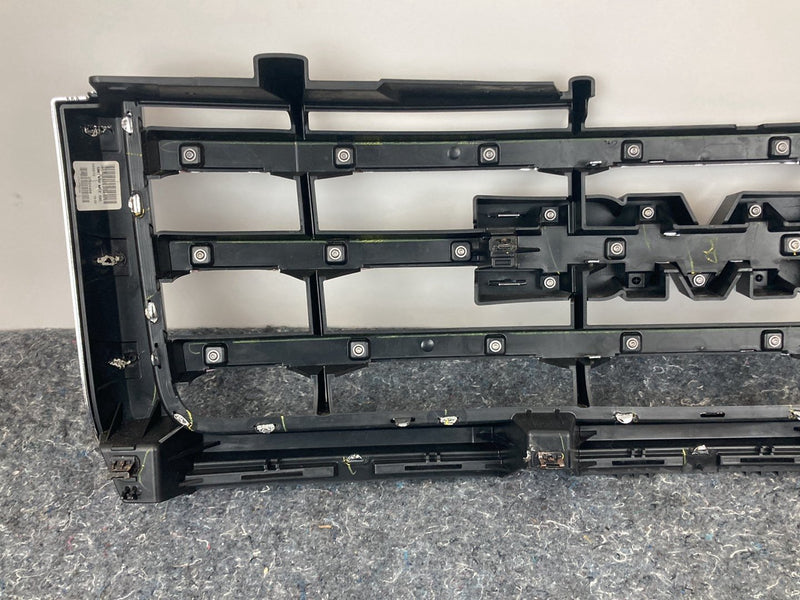 2012-2013 GMC Sierra Radiator Grille GMC 22924486 OEM