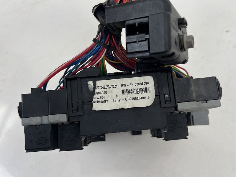 2004-2007 Volvo S60R V70R Cabin Relay Fuse Box Module 8622520 OEM #5781EM