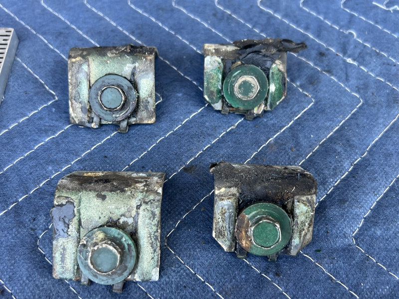 1973 Volvo 140 142 - Hardware