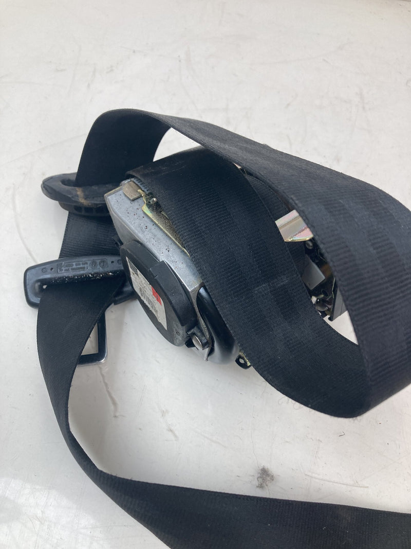 2001-2005 Volkswagen Passat Seat Belt Front Left OEM #5535M