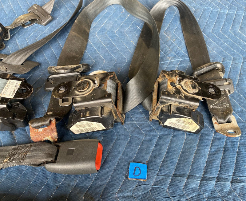 2001-04 Chrysler 300M OEM Rear Seatbelts Retractor Pair with Buckles #26MC