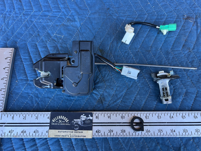 1998-2002 Honda Accord Trunk Lock Electronic Assembly 980924 no key OEM #2024CN