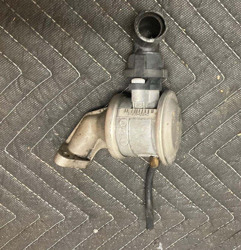 1997-2003 BMW E39 Emission Air Pump Control Valve 72229506 528ï¿¼i 525i OEM #453M
