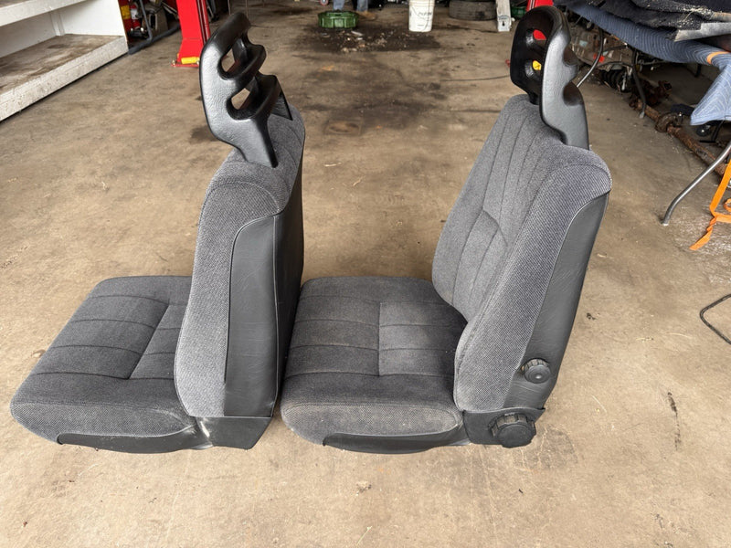 1986-1993 Volvo 240 244 245 Front Seat Pair L & R Gray Cloth *NICE* OEM #4866E