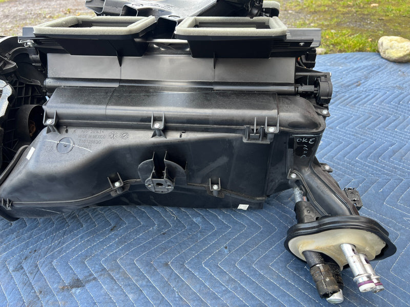 2011-2017 BMW X3 F25 HVAC AC Heat Air Box Heater Core Climate Blower OEM #2224EM