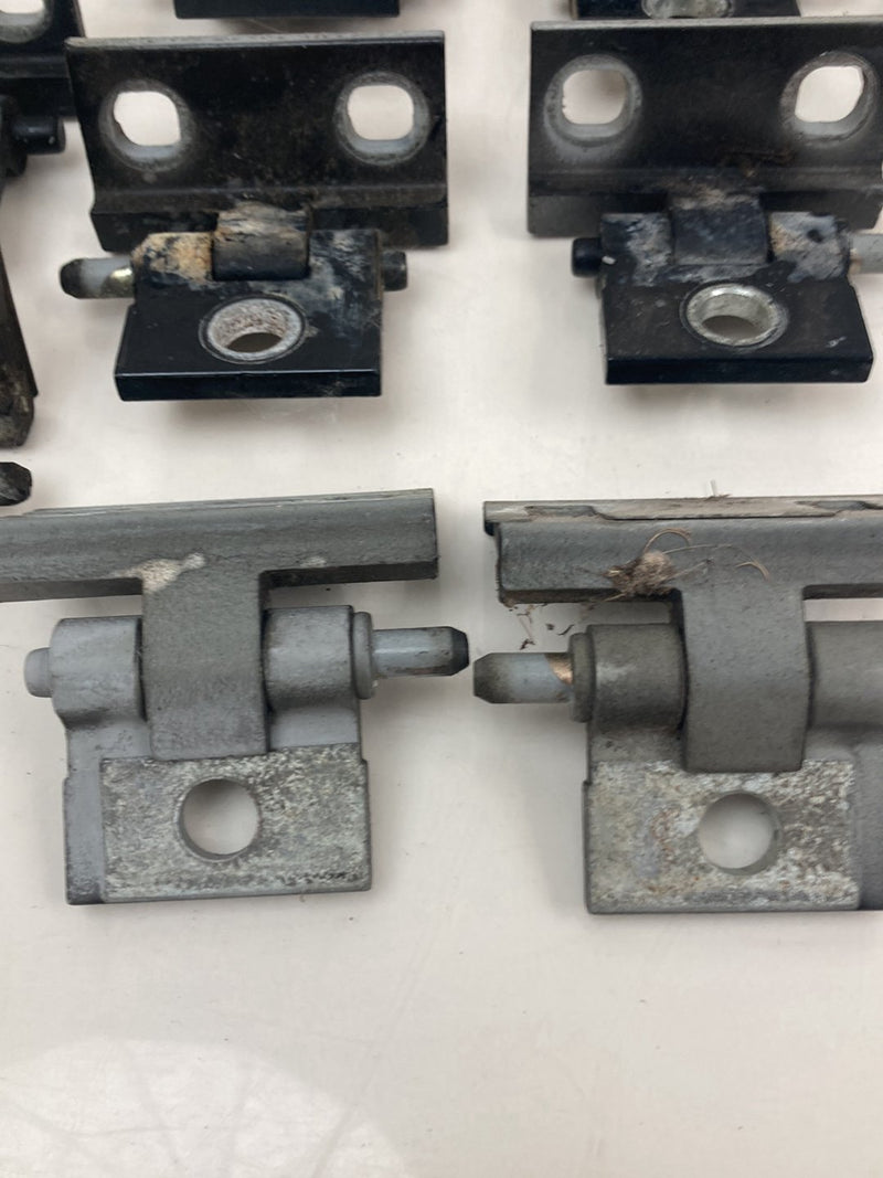 2004 Volvo S60 - Door Hinge Set