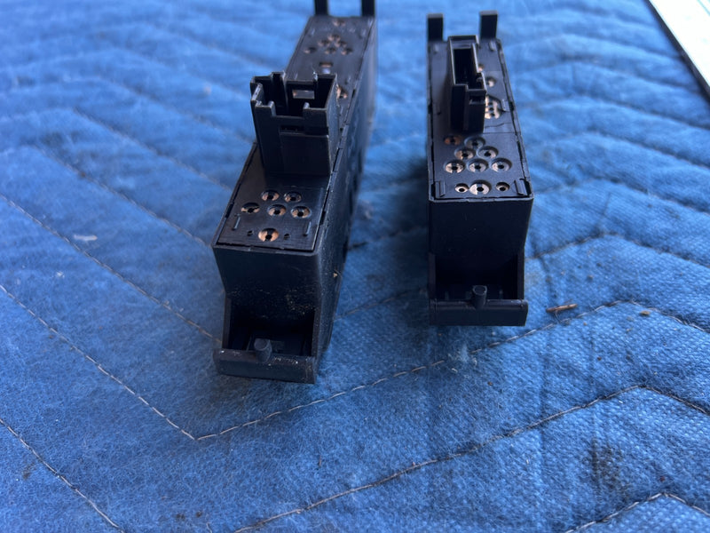 2002-2005 BMW 330xi 325xi E46 Center Console Window Switch Panel OEM #4811EM