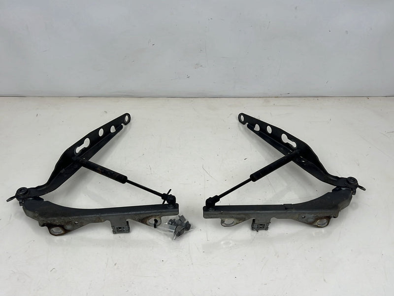 2004-2007 Volvo S60R V70R Engine Bonnet Hood Hinge Pair Gray 9154605 OEM #5736EM