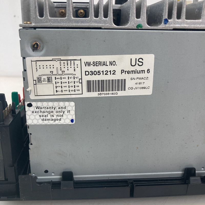 2001-2005 Volkswagen Passat Radio AM FM CD Headunit OEM #5497M