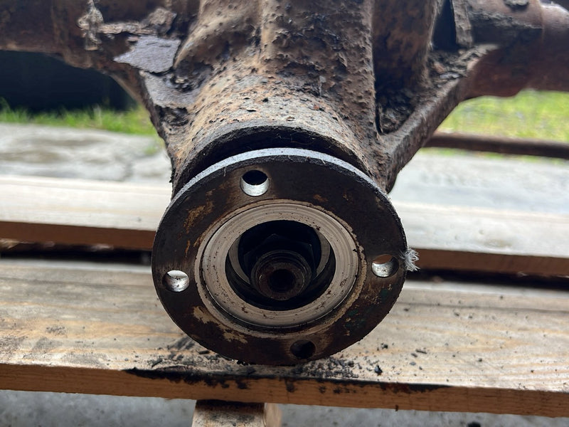 1975-1980 Volvo 244 240 Sedan Rear Differential Subframe Axle 1216098 OE #5433EM