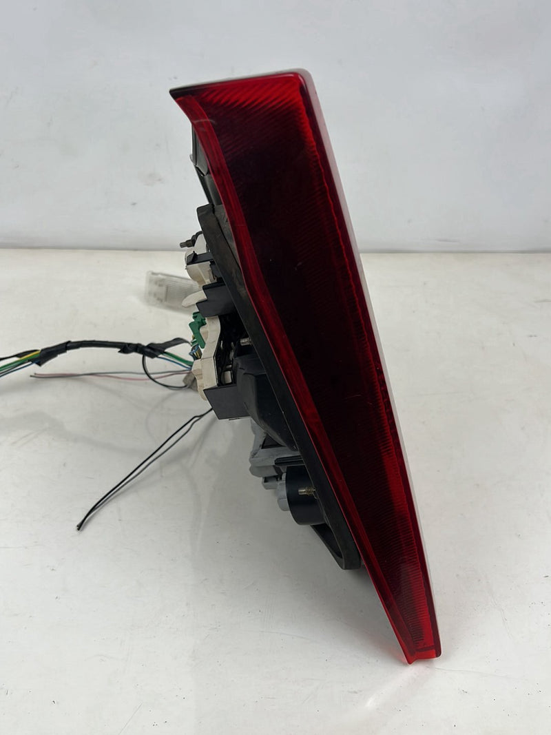 1999–2003 Volvo S80 Passenger Right Tail Light Lamp Assembly OEM #5903EM