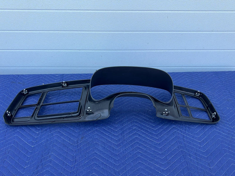 Chevrolet Silverado - Gauge Cluster Trim PN: 15178706