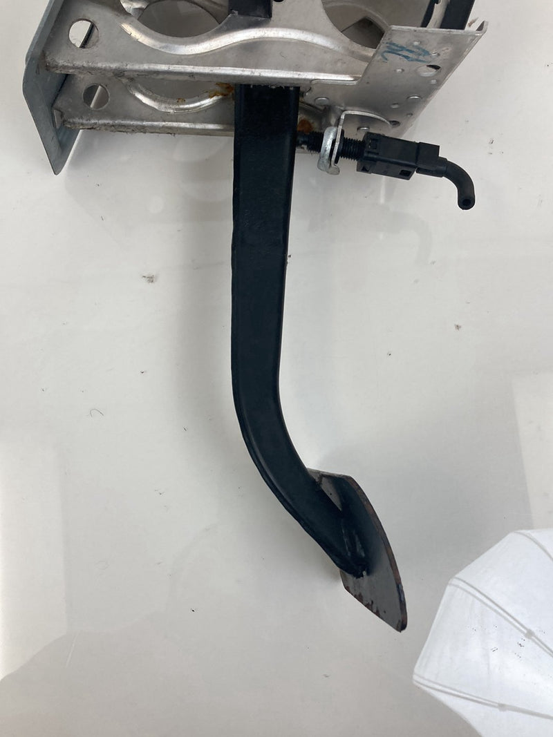 1992 Volvo 940 944 - Brake Pedal