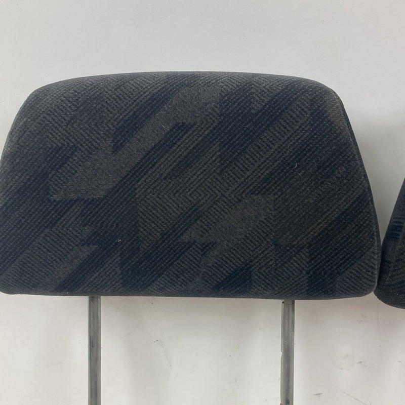 2002-2004 Honda CR-V RD2 Headrest Set Rear OEM #5095M