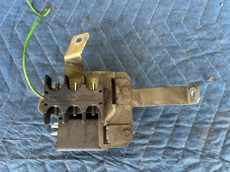 1986-1995 Mercedes 300D W124 Dash Light Control & Seat Belt Module OEM #2741EM