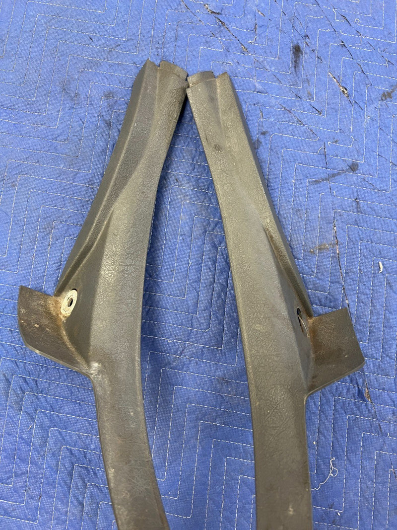 1992-1995 Volvo 940 740 Lower Entry Scuff Panel Trim Set of 4 Gray OEM #3188EM